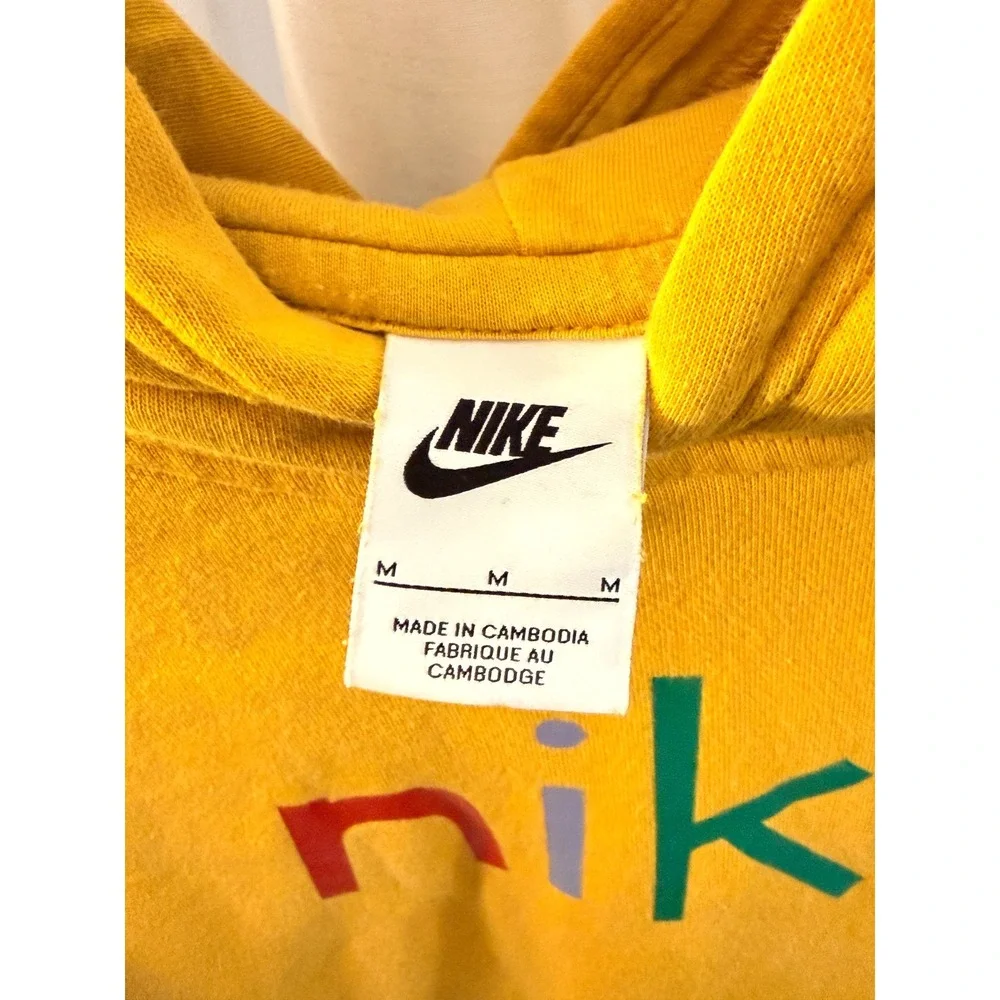 Nike Pullover Hoodie Youth Medium Yellow Multi Color Rainbow Logo Sweatshirt